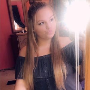 Meet your Posher, Jillian